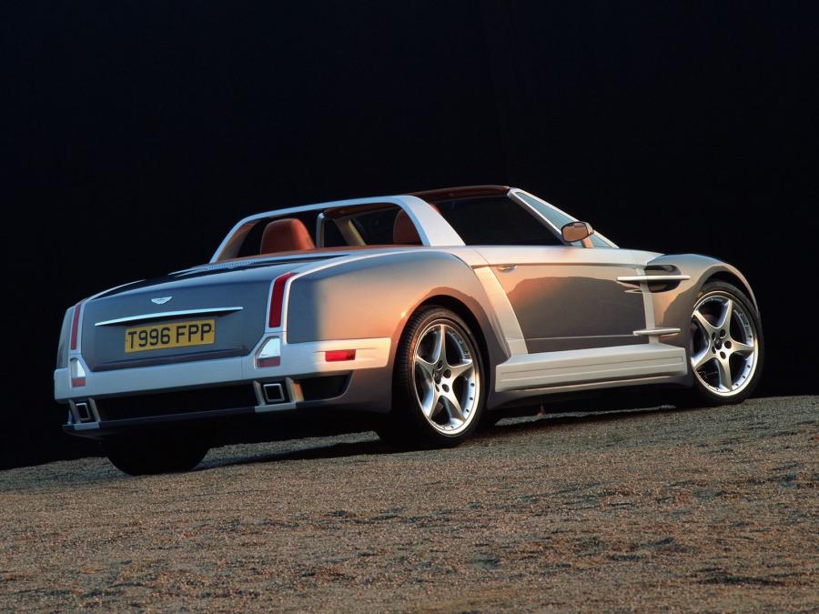  Aston Martin 2020 Concept 2001 года  (фото 14 из 15)